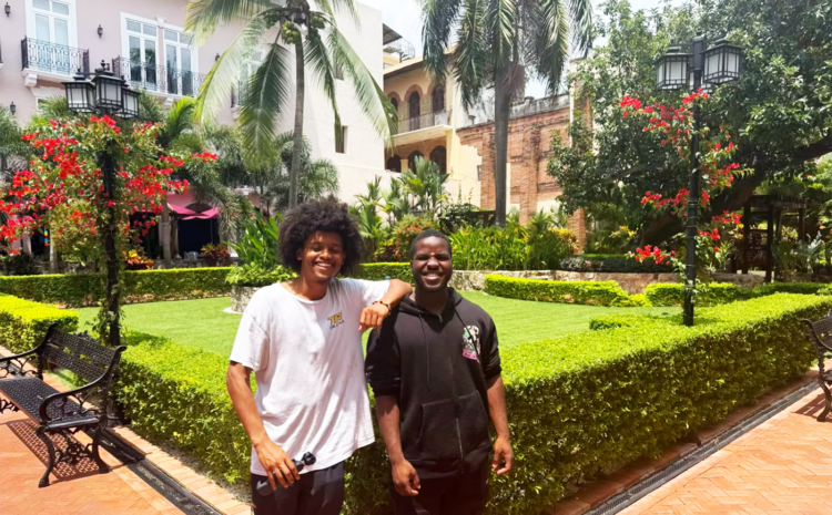  Jegna Supports Panamanian School